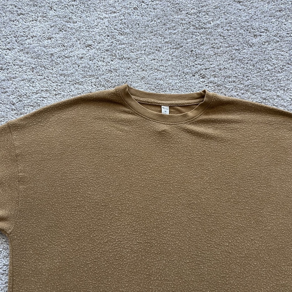 Alo Yoga Soho‎ Pullover Sweatshirt Brushed Alolux Goldenrod Yellow Size M - Picture 5 of 13